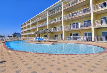 Vacation Rental for 8 Guests in Port Aransas, Mustang Island, Picture 2