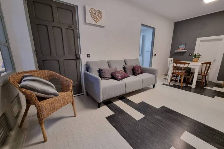 Entire apartment, 21A01 Apartment Cabañaquinta in Cabanaquinta, Aller