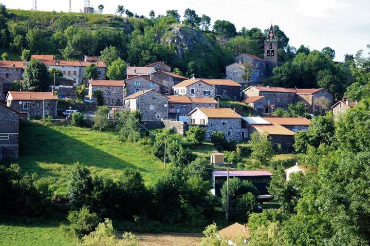 Maison d’hôte pour 6 personnes, avec vue et jardin en Haute-Loire - 2