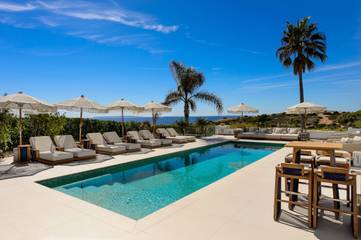 Villa in Santa Eulària des Riu, Ibiza Osten für 9 