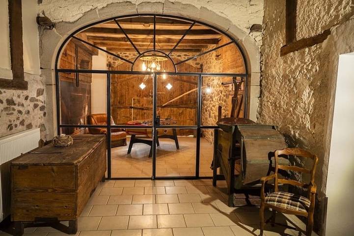 Agriturismo pour 12 personnes, avec jardin ainsi que jacuzzi et sauna