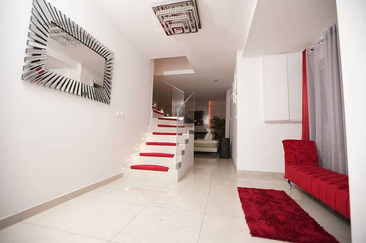 Location de vacances pour 8 personnes, avec jacuzzi dans Aéroport d'Orly - 4