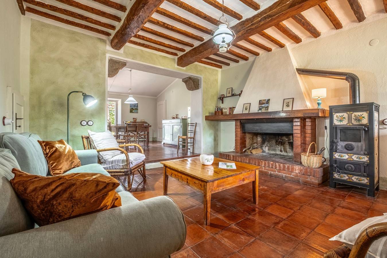 Country House 'Il Casale di Zoe' with Mountain View, Private Pool and Wi-Fi in Sorano, Grosseto Province