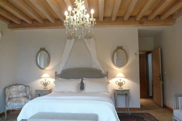 Location de vacances pour 10 personnes, avec jardin à Tamniès - 4