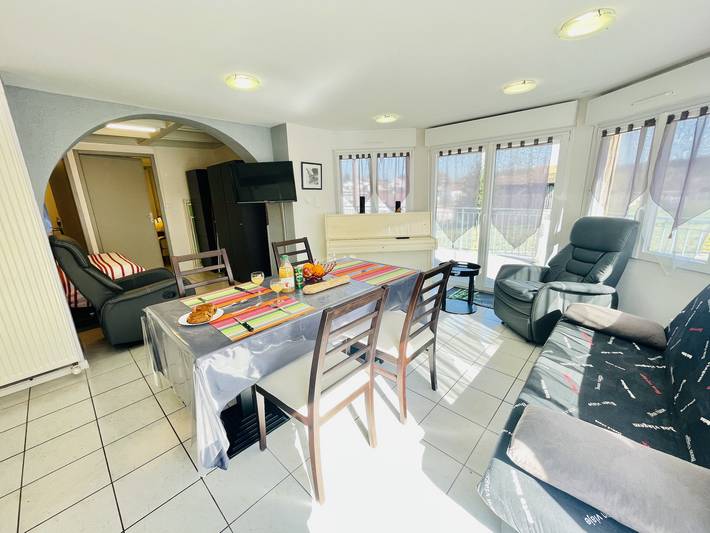 Gîte pour 3 personnes, avec jardin et terrasse, animaux acceptés dans La Vôge-les-Bains