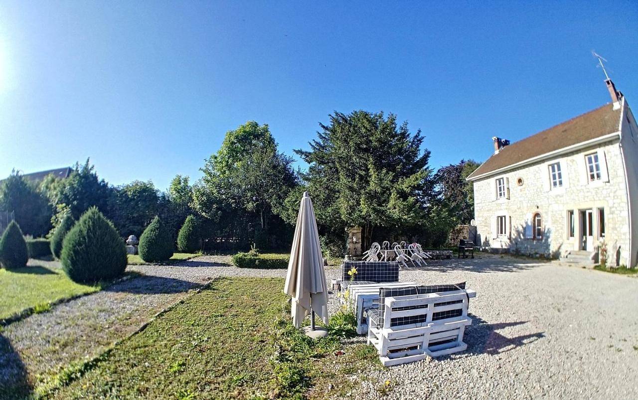 Gîte Jura Lac Emeraude in Clairvaux-les-Lacs, Jura Francais