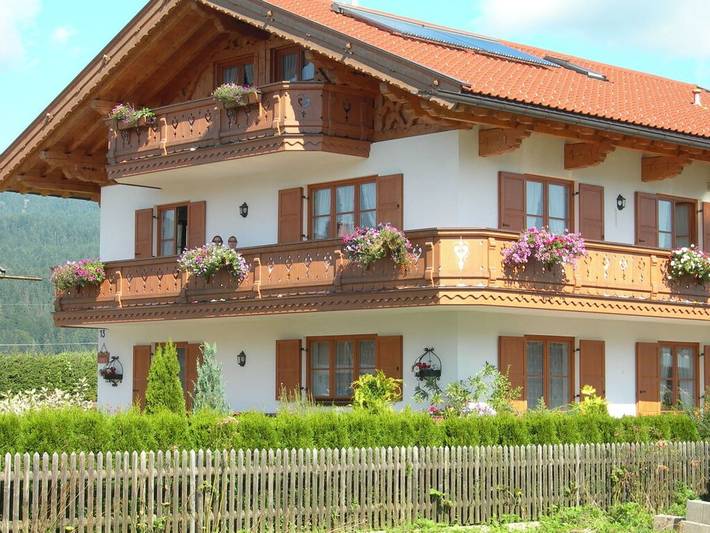 Ferienhaus für 3 Personen, mit Garten und Balkon sowie Whirlpool in Alpenwelt Karwendel - 3