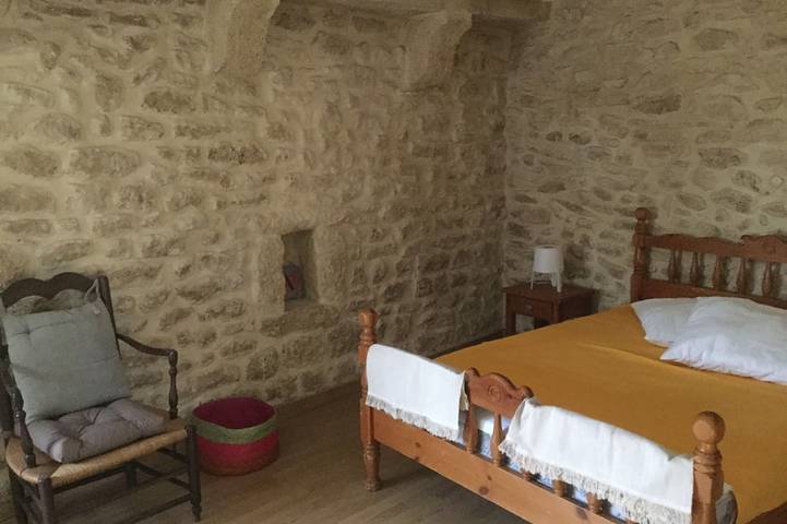 Location de vacances pour 4 personnes, avec jardin, animaux acceptés à Vers-Pont-du-Gard - 2