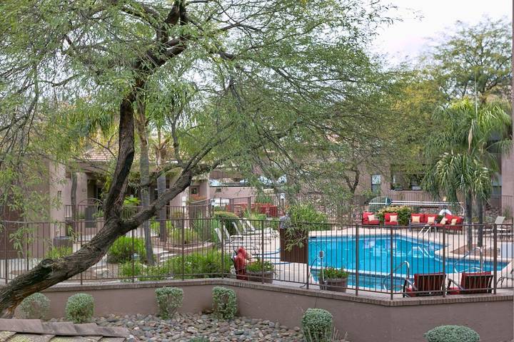 Vacation rental for 6 people, with pool and balcony as well as hot tub in Catalina Foothills
