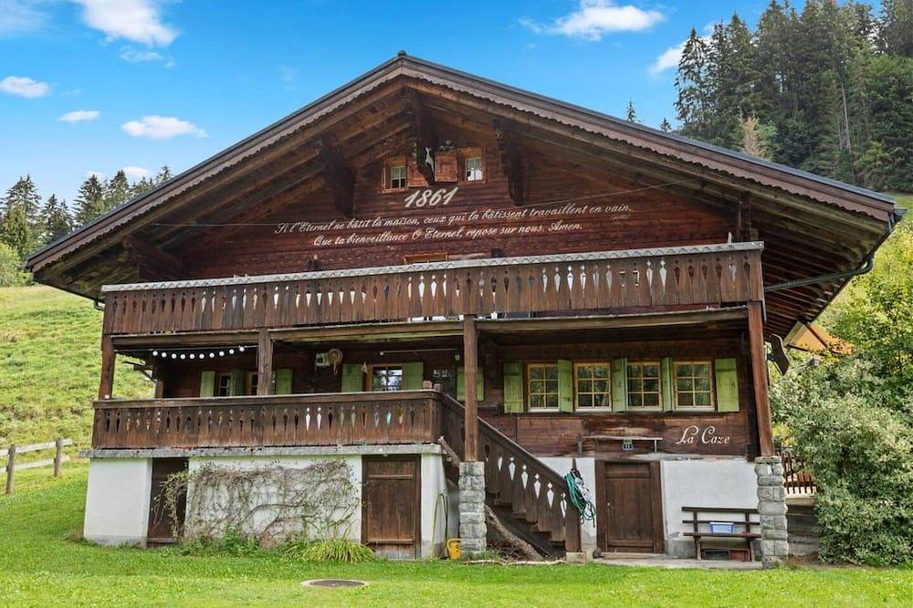 Ganze Wohnung, Family apartment in a historic chalet in Les Diablerets, Ormont-Dessus (Les Diablerets)
