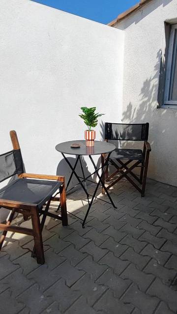 Gîte pour 2 personnes, avec terrasse, animaux acceptés à Vauvert