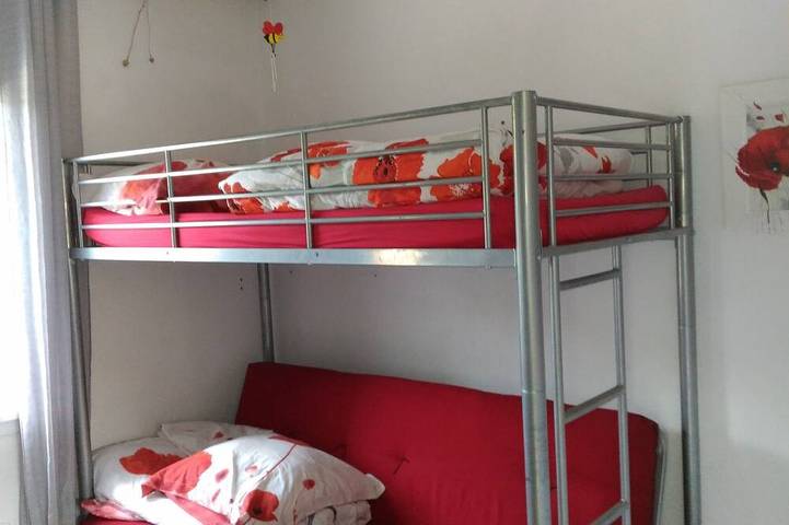 Modern 2-Bedroom House Close To The Ocean in Longeville-sur-Mer, Vendée
