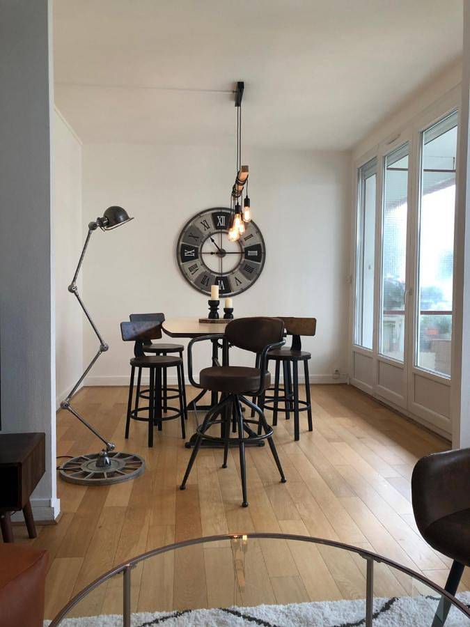 Geheel appartement, Apartment with Garden View in Fontainebleau, Seine-et-Marne