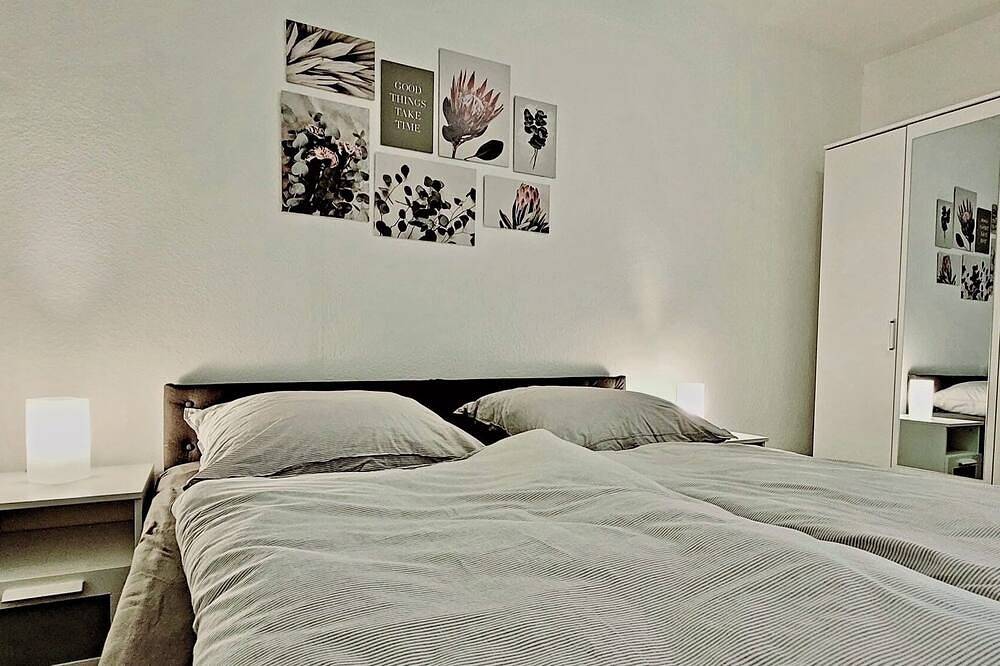 Ganze Wohnung, Ferienwohnung Berlin-Karow -ruhig gelegen & schnell imzentrum in Berlin Karow, Berlin