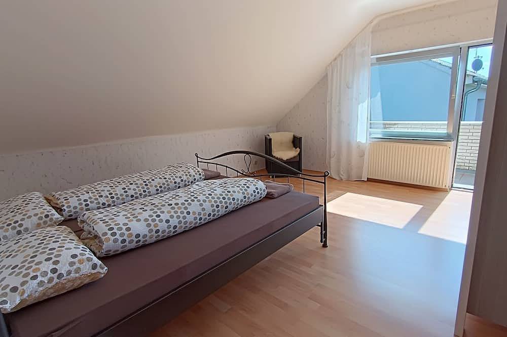 Ganze Wohnung, Ferienwohnung für 6(7) Personen Eifel in Euskirchen, Eifel (Nordrhein-Westfalen)
