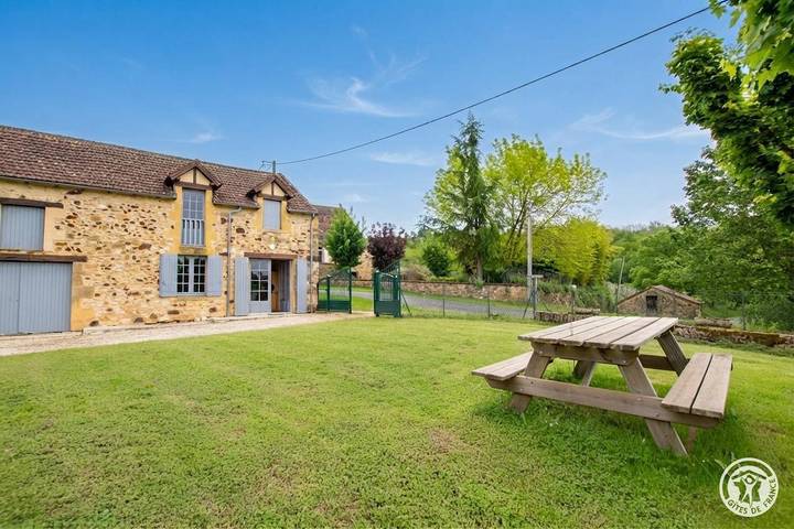 Gîte for 6 people, with Terrace and Garden in Dordogne