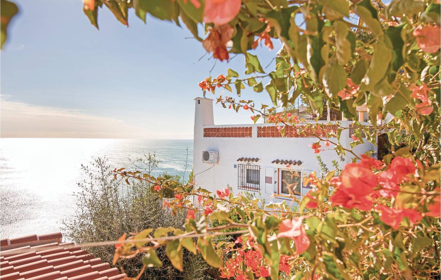 Terrace Apartment with WiFi, AC & Pool in Granadella, Jávea