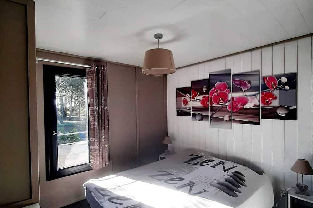 Plénisud: gran cabaña clasificada 3 * (3Ch- 2 Sde) en el dominio con piscina climatizada in Pomérols, Côte d'Améthyste