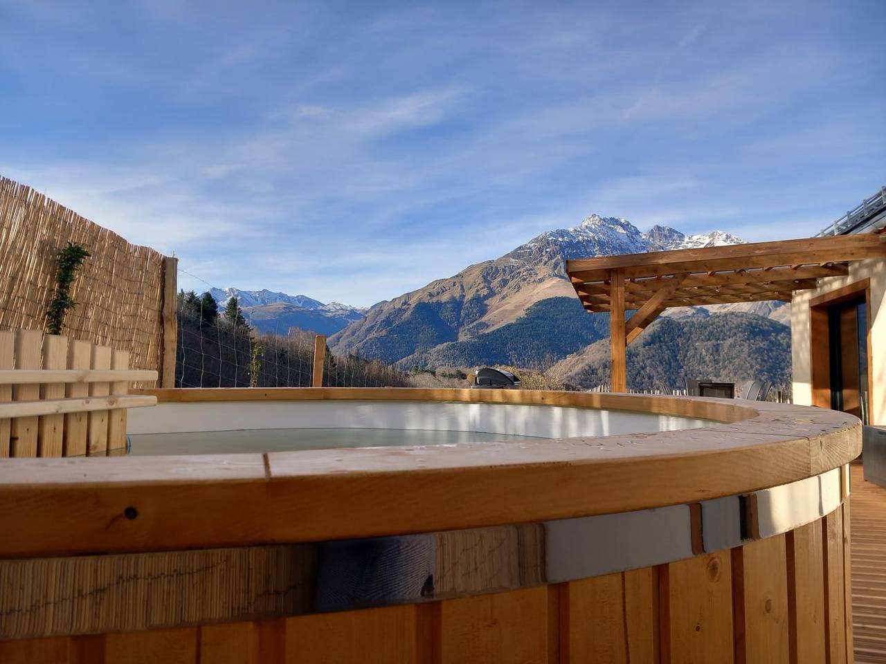 Gîte für 8 Personen mit Whirlpool in Lançon, Französische Pyrenäen