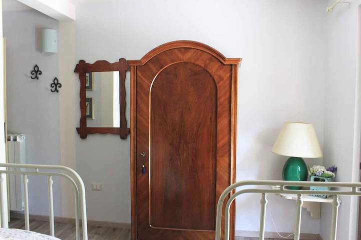 Bellissima villa nel parco con vista spettacolare e piscina in Spoleto, Perugia e dintorni