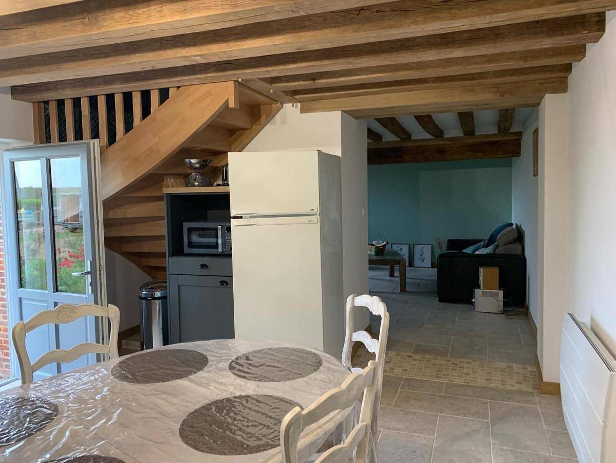 Two-Bedroom House in Boissy-lès-Perche, Région de Dreux