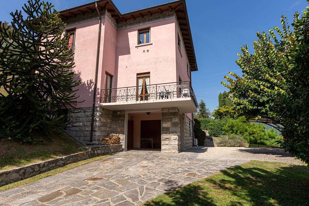 Vittoria in Bellagio, Comune di Bellagio
