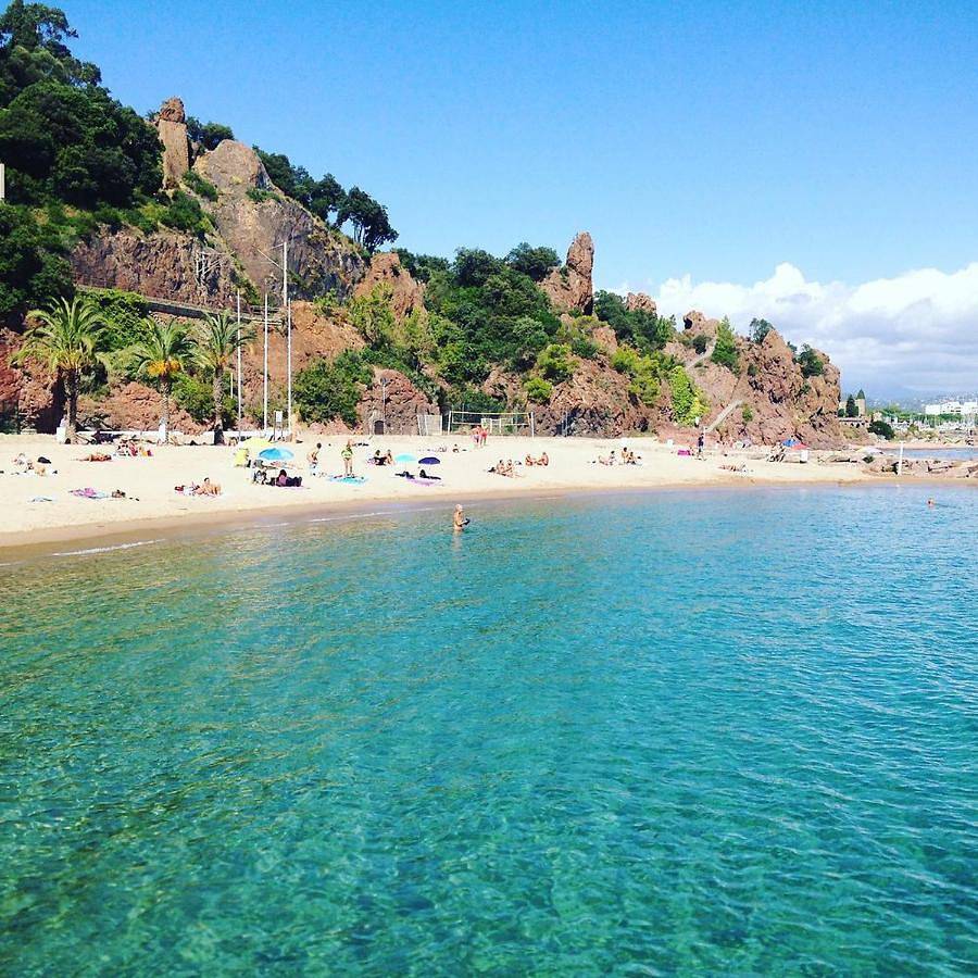 Four-Bedroom Holiday Home in Théoule-sur-Mer, Massif de l'Esterel