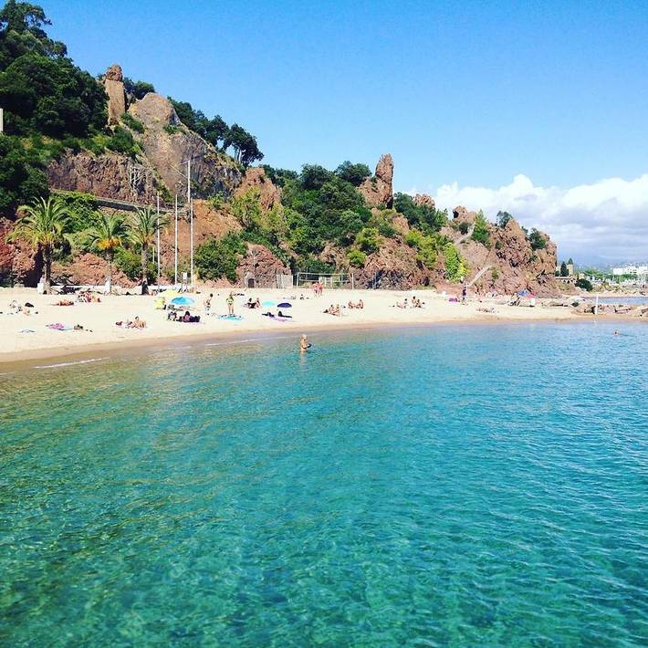 Parc de vacances pour 10 personnes, avec jardin et vue sur la Côte d'Azur