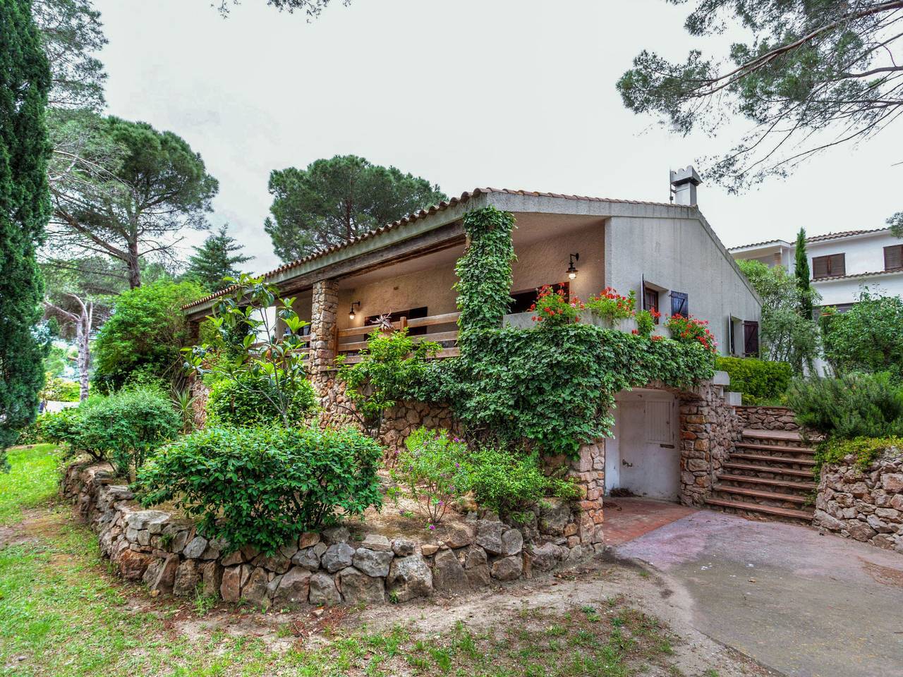 Hermine in L'Escala, Haut-Ampurdan