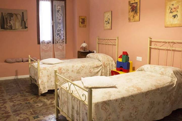 Manor House near Venice, Prosecco hills, and Dolomites with private pool in Codognè, Provincia di Treviso