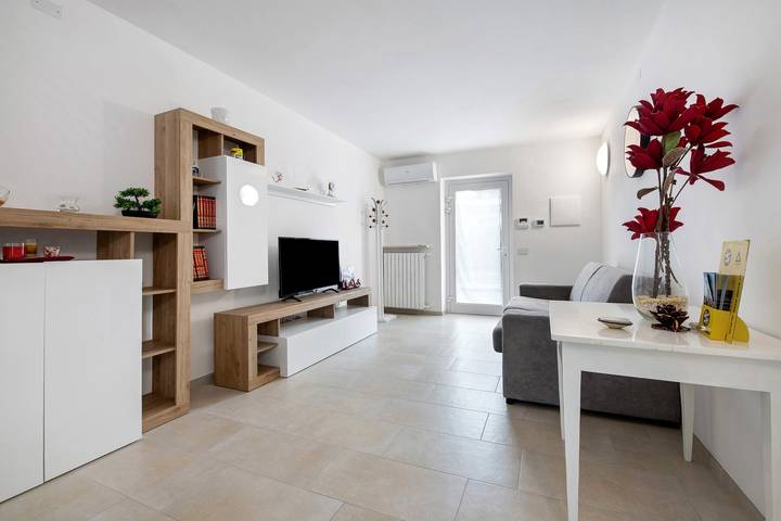 Ferienwohnung für 4 Personen, mit Garten und Seeblick, mit Haustier