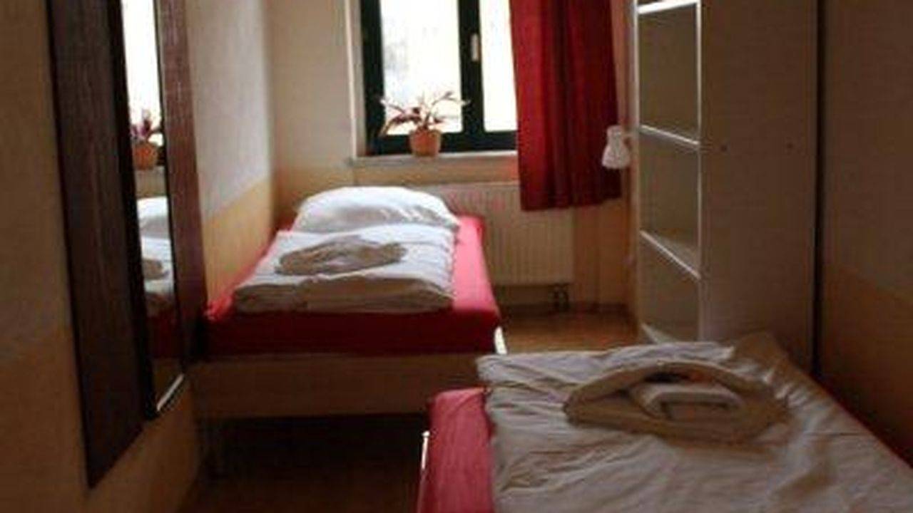 Mehrbettzimmer für 6 Personen in Radebeul in Radebeul, Meißen Region