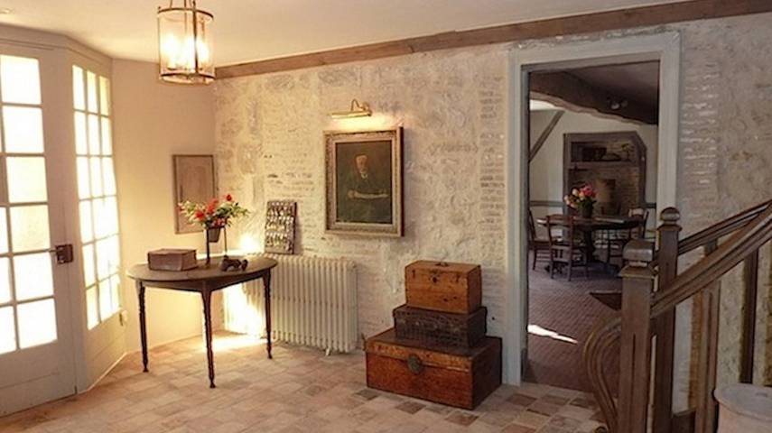 Gîte pour 30 personnes, avec Terrasse et Jardin à La Trimouille