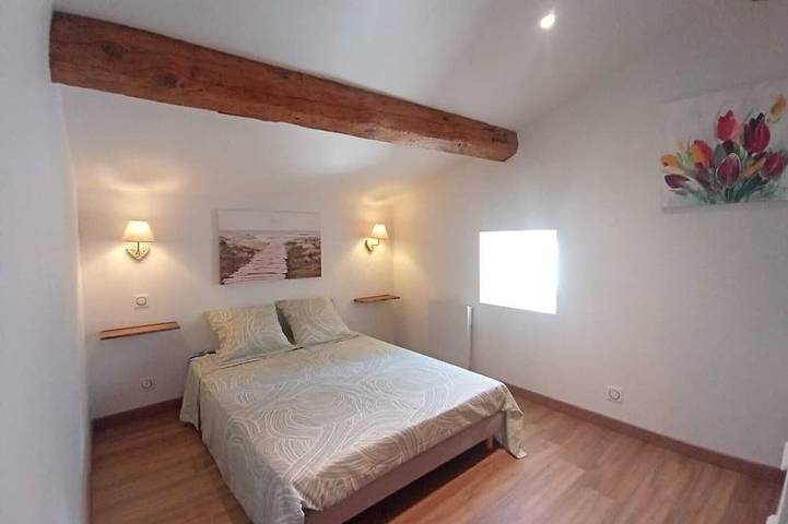 Location de vacances pour 6 personnes, avec jardin et terrasse à Divajeu - 4