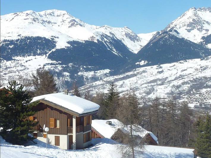 Gîte pour 6 personnes, avec terrasse et jardin dans Les Coches - 3