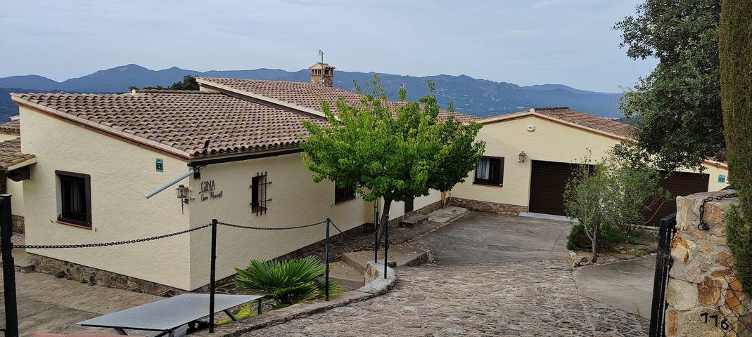 Casa de vacaciones para 6 personas, con terraza y jardín, Se admiten mascotas en Platja d'Aro