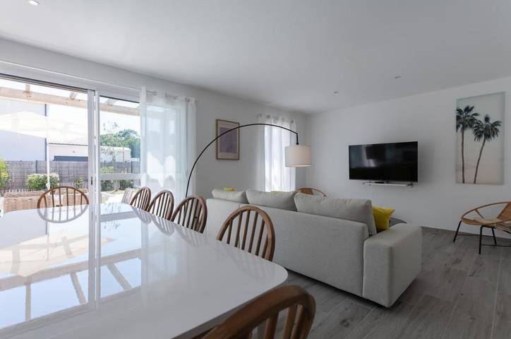 Location de vacances pour 10 personnes, avec Jacuzzi et Terrasse ainsi que Jardin et Piscine à Saint-Augustin - 4