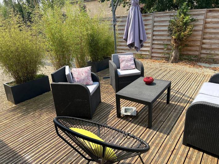 Location de vacances pour 8 personnes, avec Jacuzzi ainsi que Terrasse et Piscine à Saint-Maurice-le-Vieil