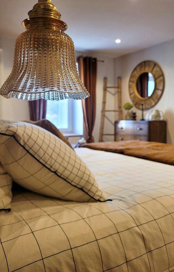 Chambre d’hôte pour 2 personnes, avec Terrasse ainsi que Jardin et Piscine