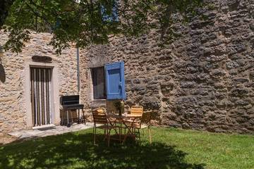Gîte pour 6 personnes, animaux acceptés à Saint-Georges-de-Lévéjac