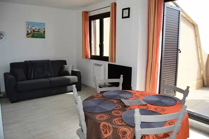 Gîte pour 4 personnes, avec terrasse et vue dans Plage Le Grau De Leucate - 3