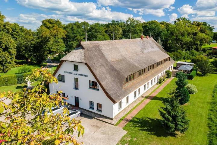 Hotel für 2 Personen, mit Terrasse und Garten sowie Sauna und Ausblick in Boek