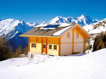 Ferienhaus für 11 Personen, mit Terrasse und Sauna sowie Ausblick in Kärnten