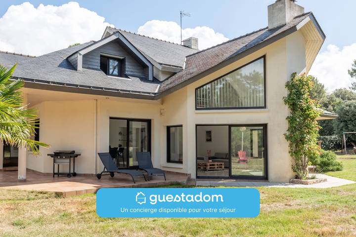 Holiday home for 8 people, with terrace and garden, child-friendly - 1
