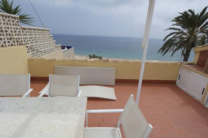 Entire apartment, Penthouse with sea views on the wall of the old town of Villajoyosa in La Vila Joiosa, Costa Blanca