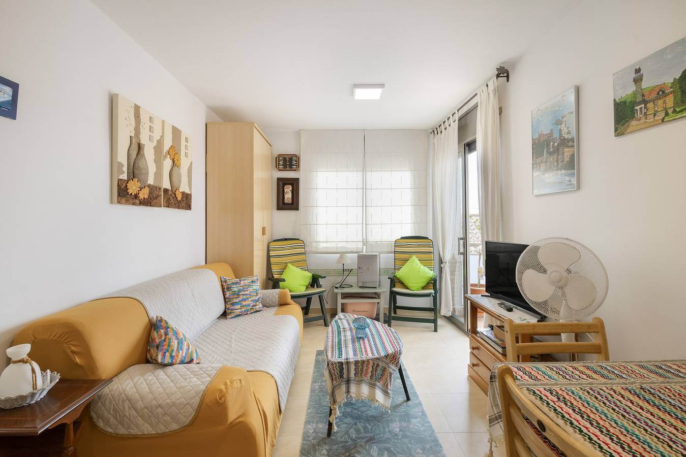 Ganze Wohnung, Apartment 'Cubelles' mit Meerblick, privater Terrasse und Klimaanlage in Cubelles, Garraf
