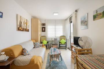 Location De Vacances pour 2 Personnes dans Cubelles, Costa del Garraf, Photo 1