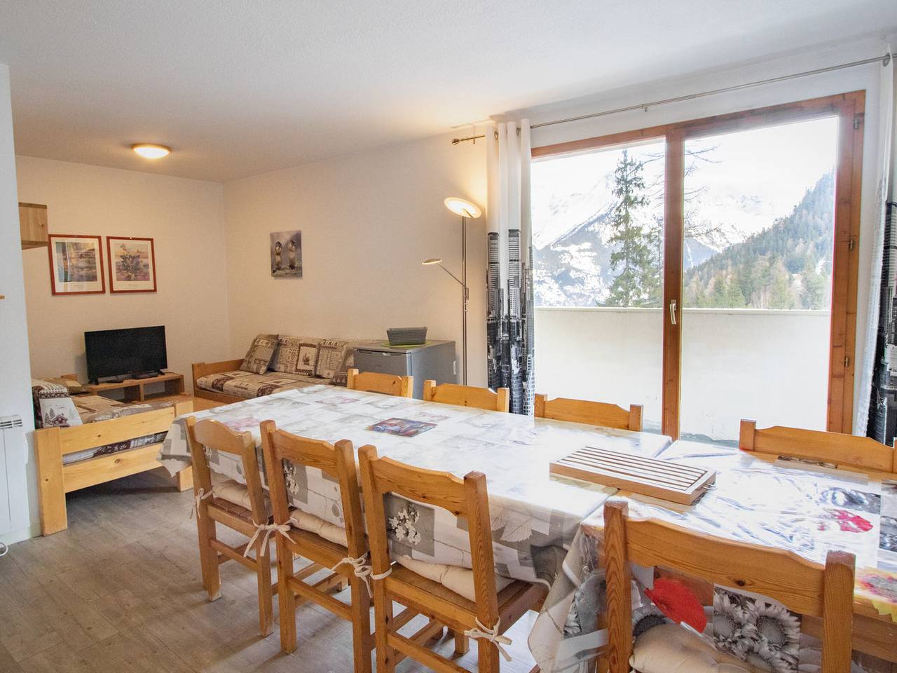 Apartamento entero, Amplio apartamento, vistas al parque - 10 pers. in Valfréjus, Modane