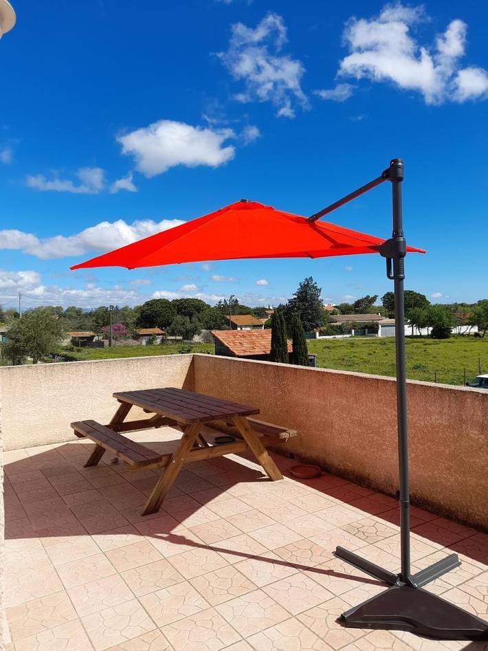 Casa de huéspedes para 4 personas, con terraza en Narbona