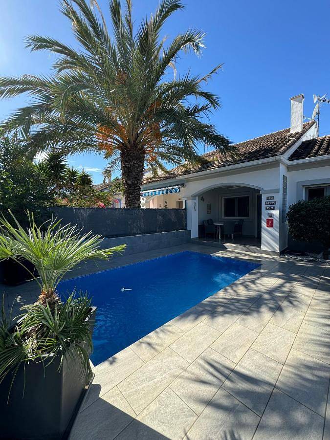 Casa de vacaciones para 4 personas, con terraza y piscina - 1